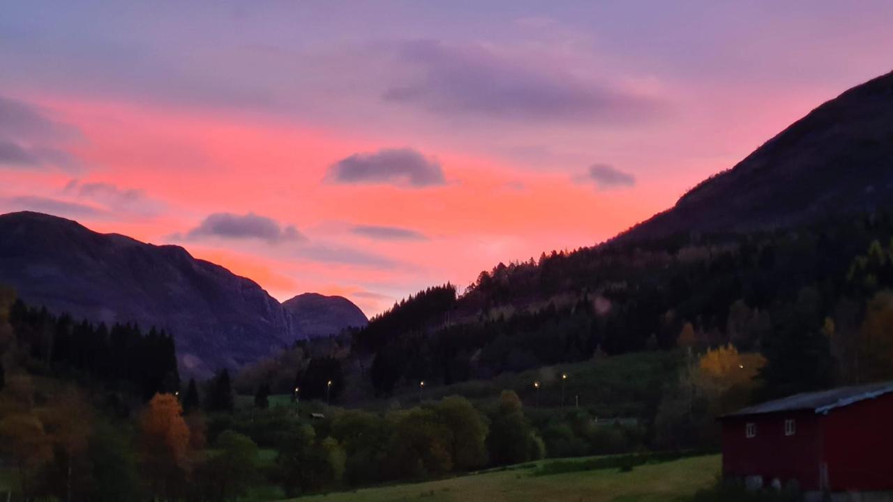 Willa Kalvatn Turistsenter Austefjorden Zewnętrze zdjęcie